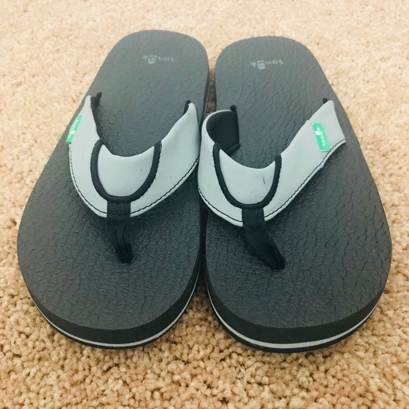 sanuk boys sandals